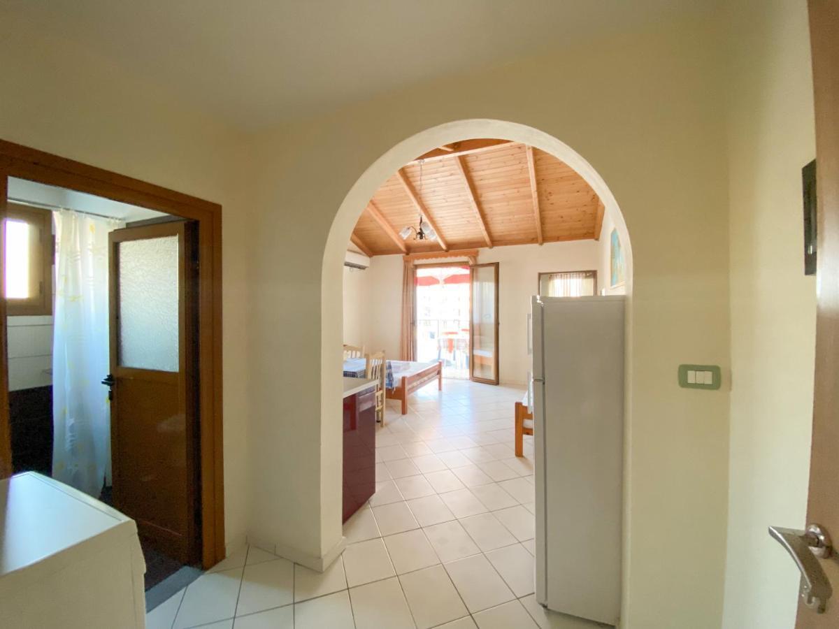 Summerland Saranda エクステリア 写真